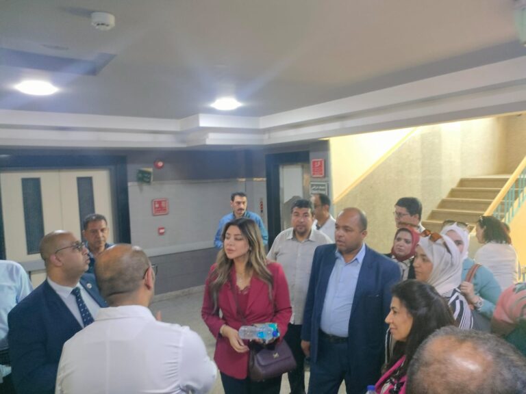 القومي لحقوق الإنسان يقوم بزيارة ميدانية لمتابعة تطبيق منظومة التأمين الصحي الشامل بدمياط