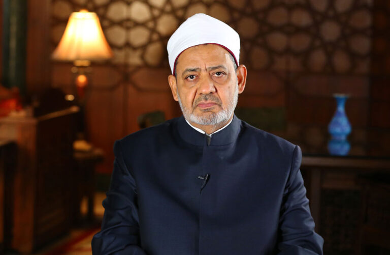 شيخ الأزهر يهنئ الرئيس السيسي بالعام الهجري الجديد