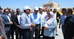 رئيس الوزراء يشهد دخول أول لنش إسعاف بحري الخدمة بمحافظة الإسكندرية